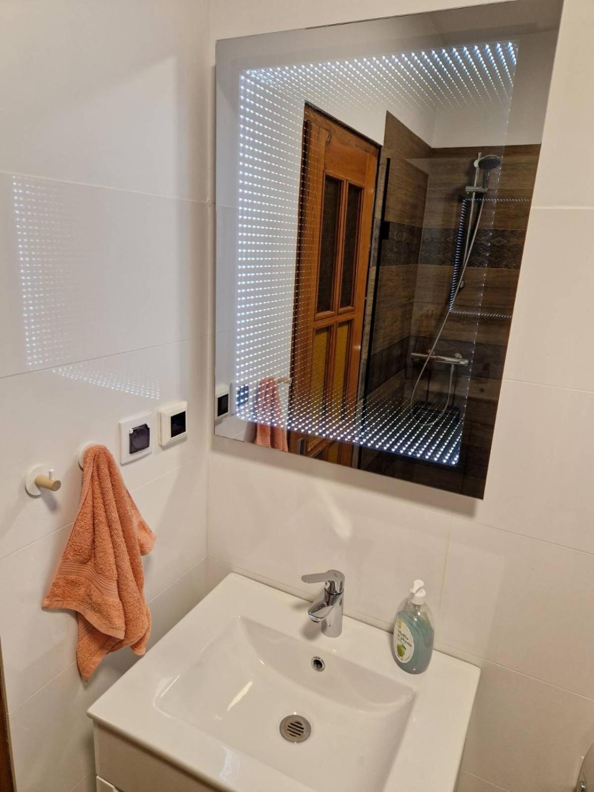 Homehostel Warsaw Luaran gambar
